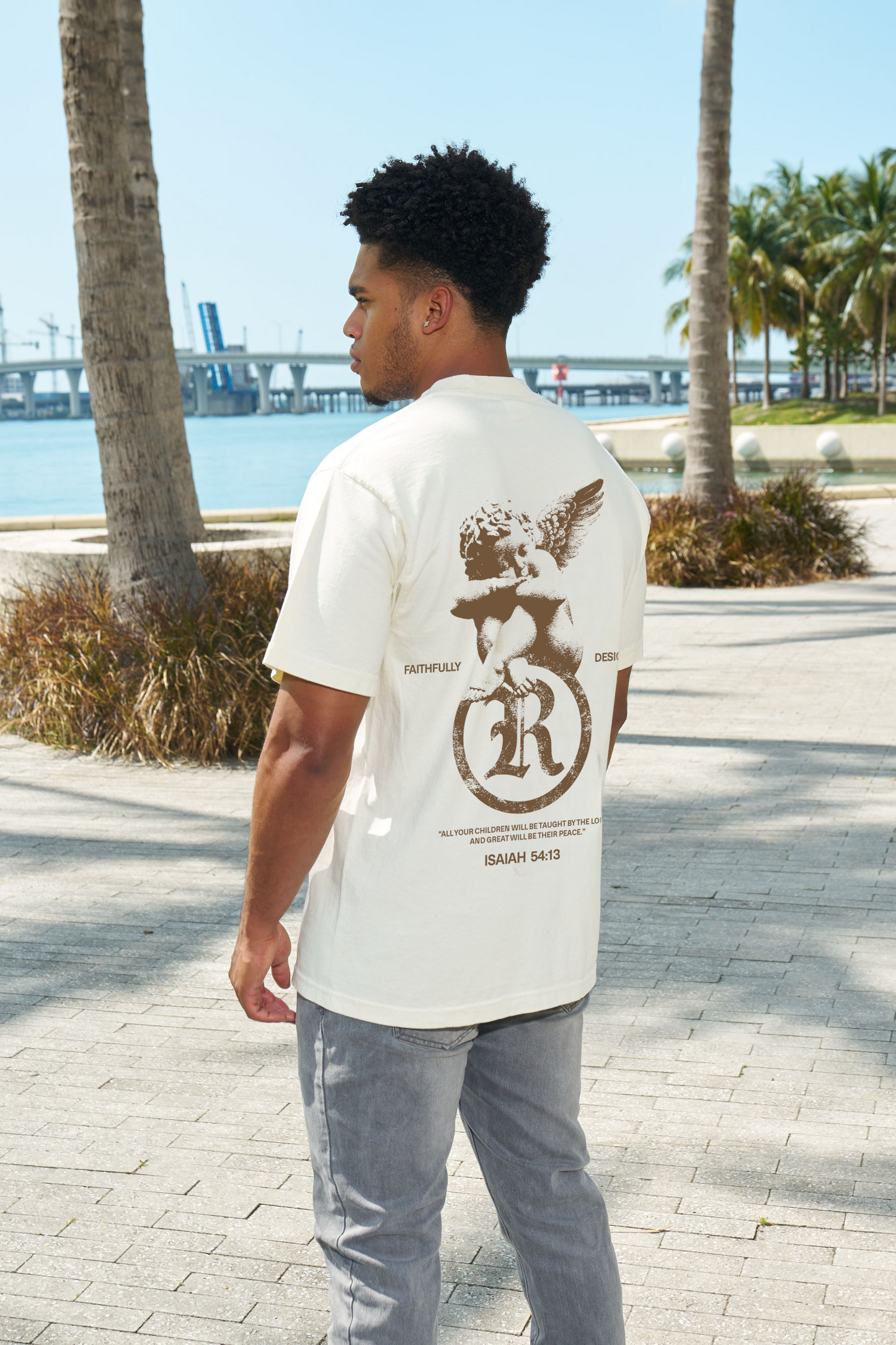 "PROPHET CHILD" HEAVYWEIGHT T-SHIRT