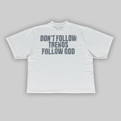 "GOD IS TRENDING" T-SHIRT - WHITE